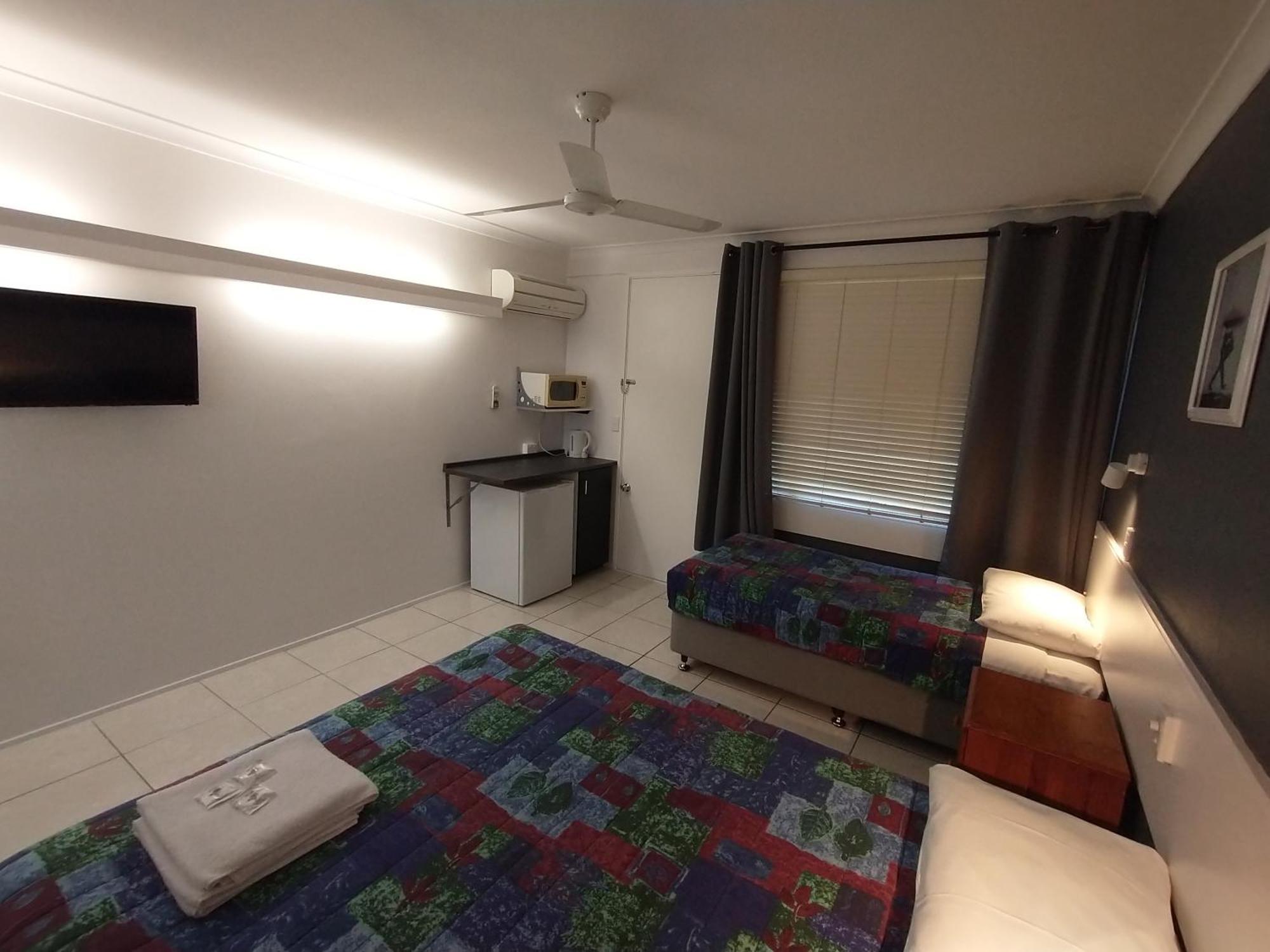Aspley Sunset Motel Room photo